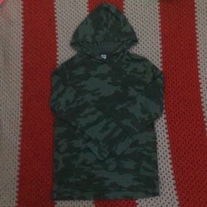 Green camouflage long sleeve w/ hood
